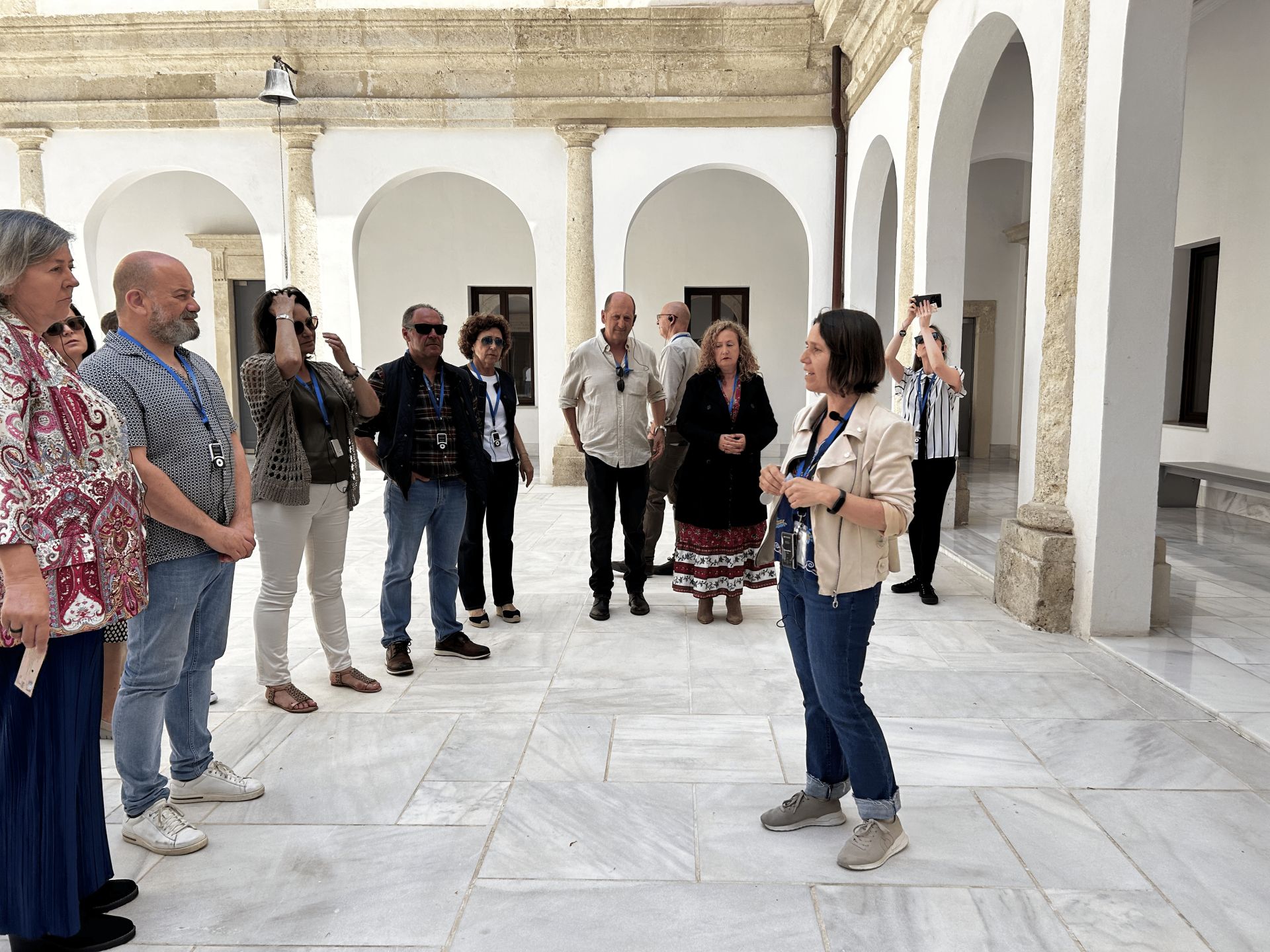 Arte y convivencia en la cita anual de los veterinarios de Almería