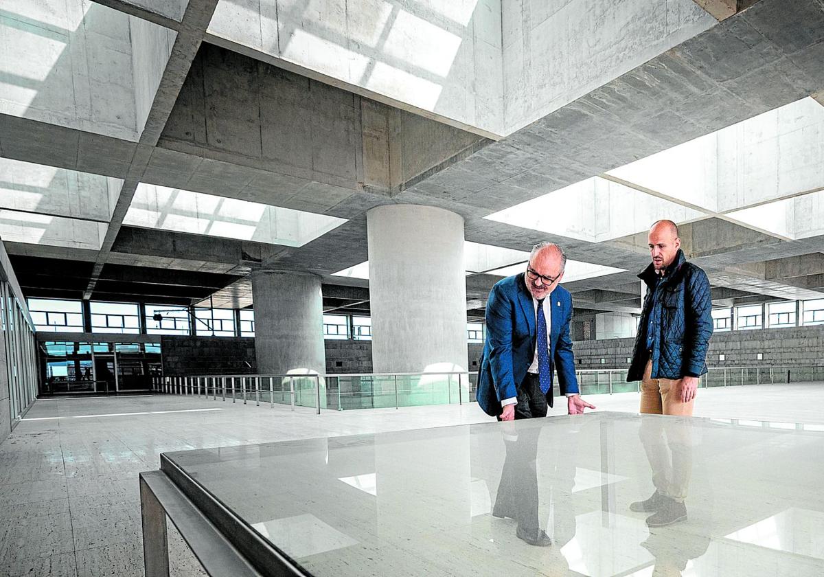 El Cubo será una sede judicial con espacio para macrocausas y un patio para relajar a los enjuiciados