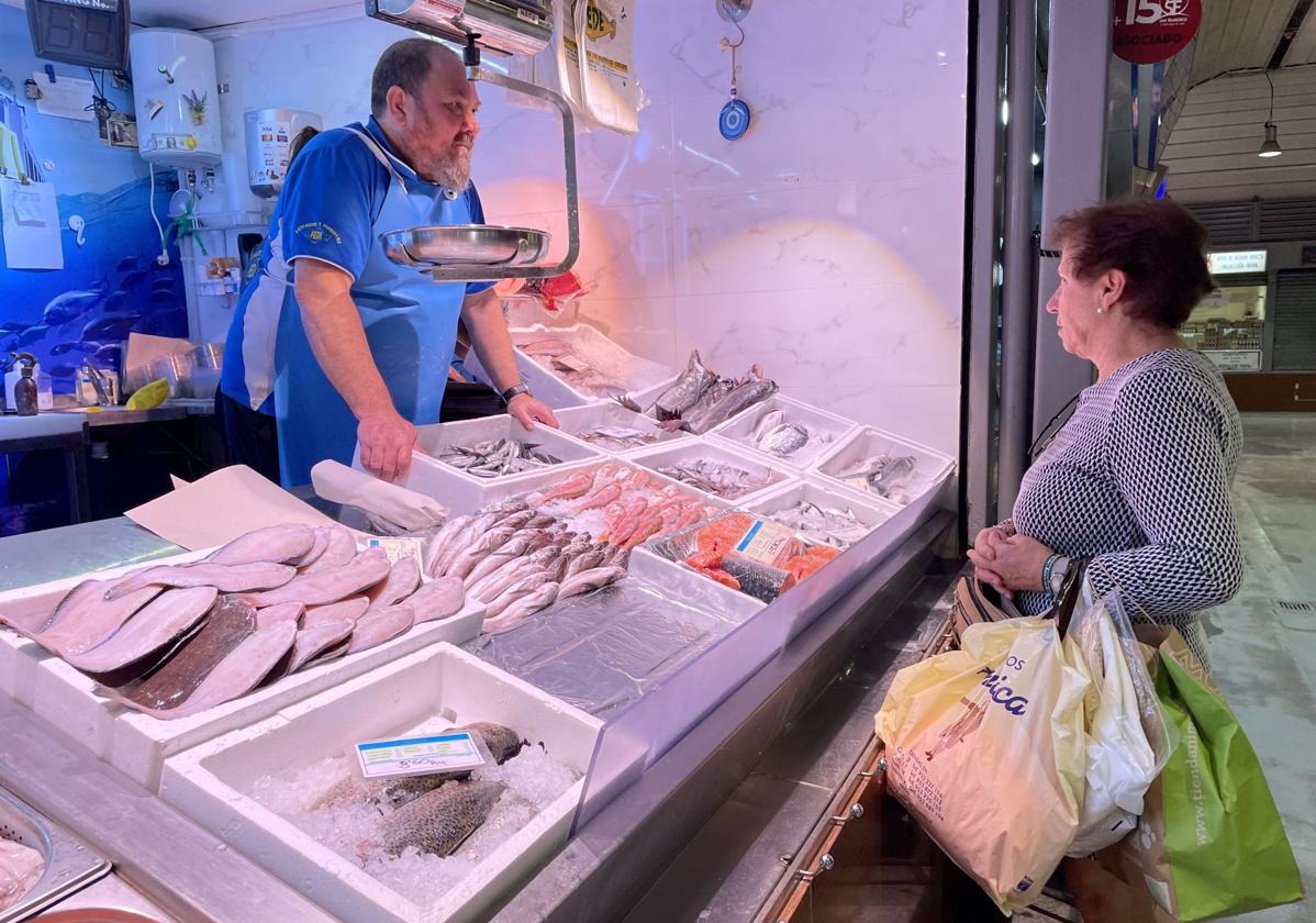 La incertidumbre de las pescaderías del Mercado de San Francisco