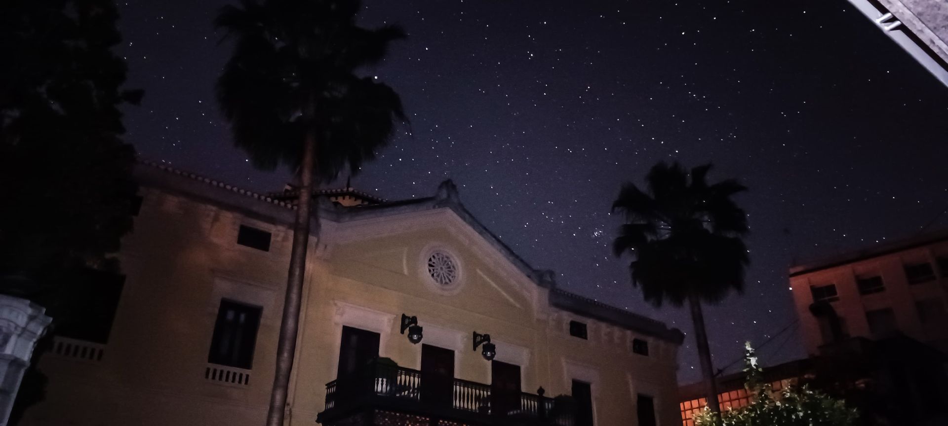 La noche estrellada de Granada