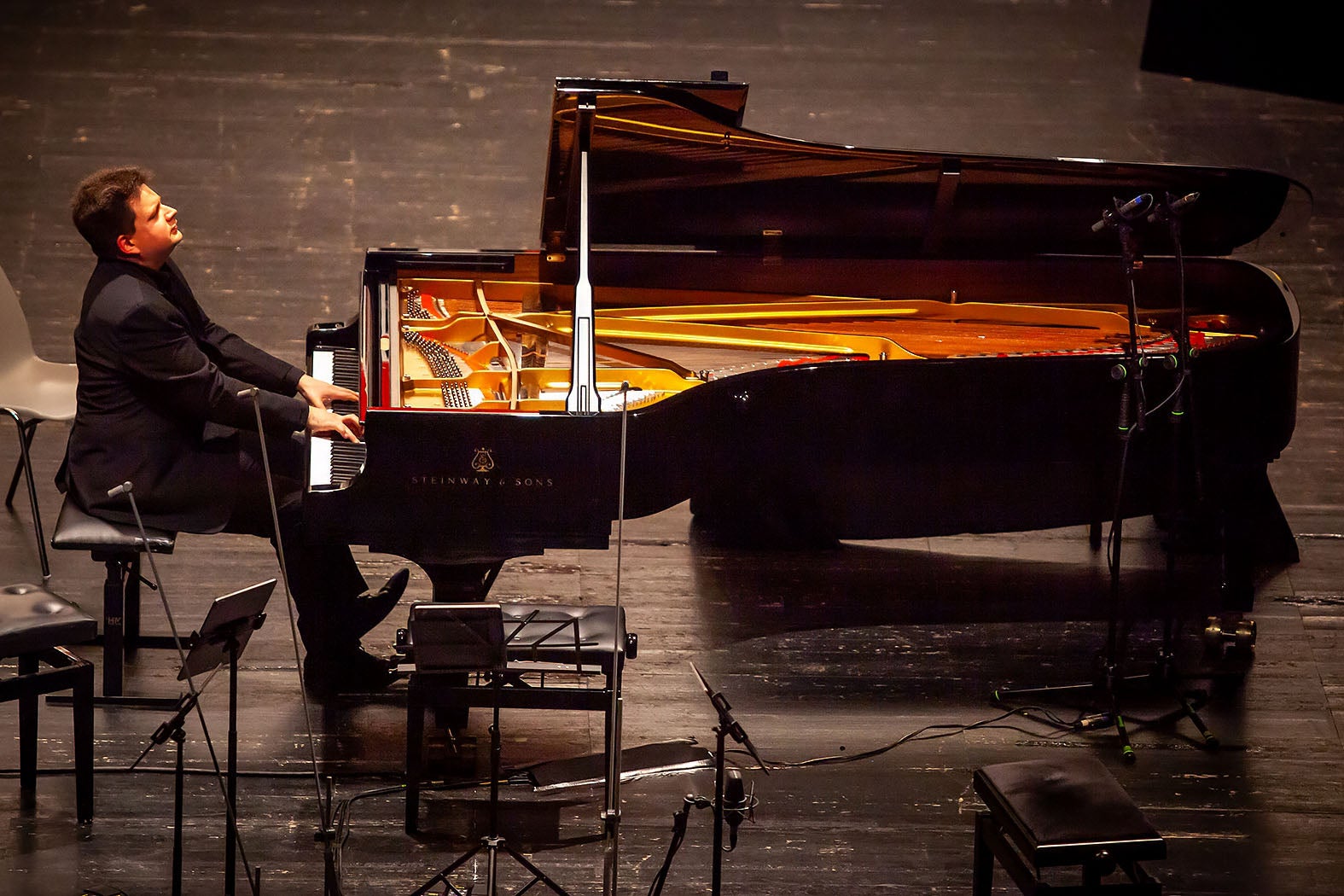 Roman Lopatynskyi, de Ucrania.