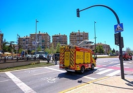 Semáforos apagados en el día del fundido a negro.
