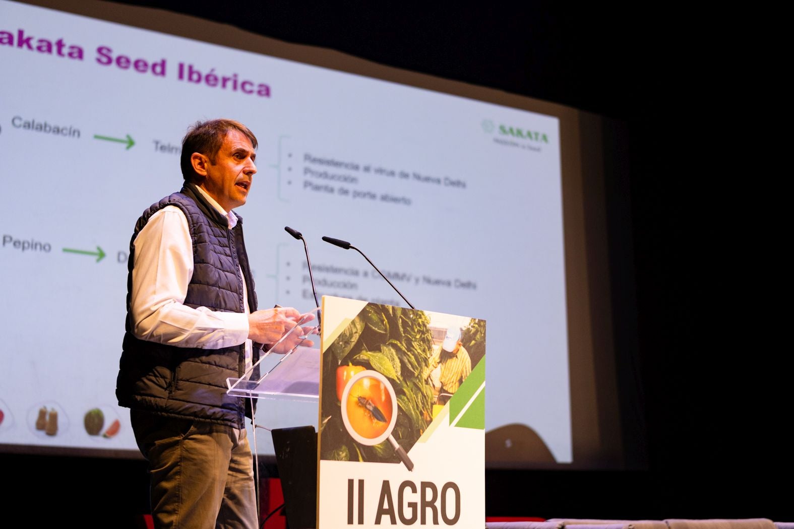 José Carlos Roldán, product promoter de tomates de Sakata.