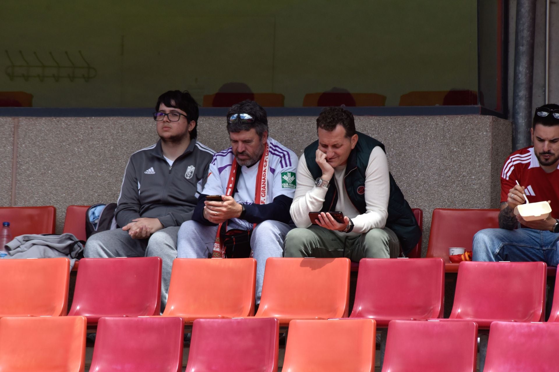 Encuéntrate en Los Cármenes en el Granada-Real Madrid