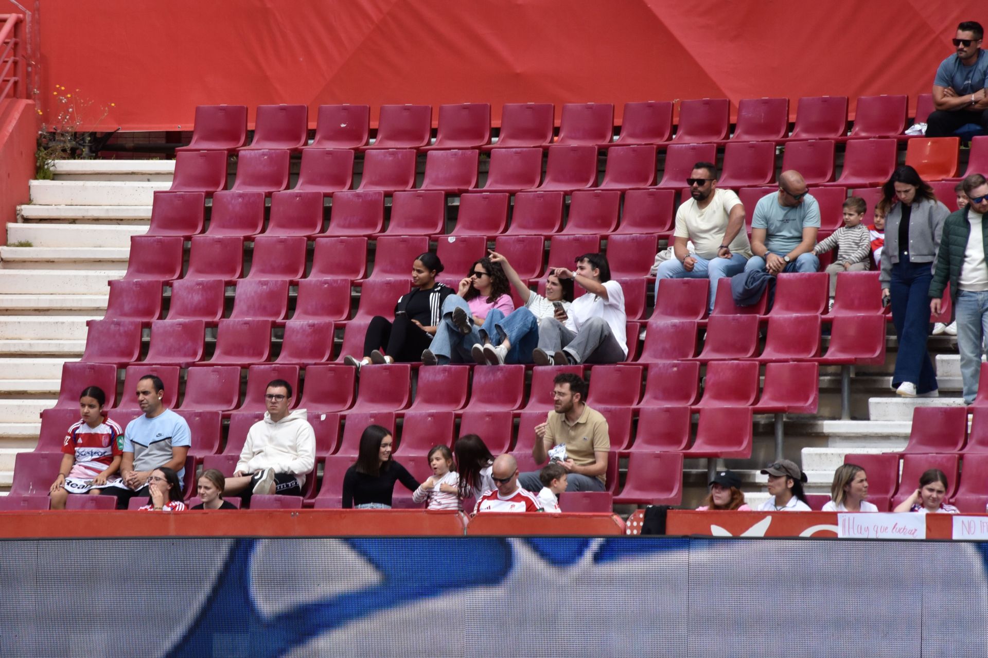Encuéntrate en Los Cármenes en el Granada-Real Madrid