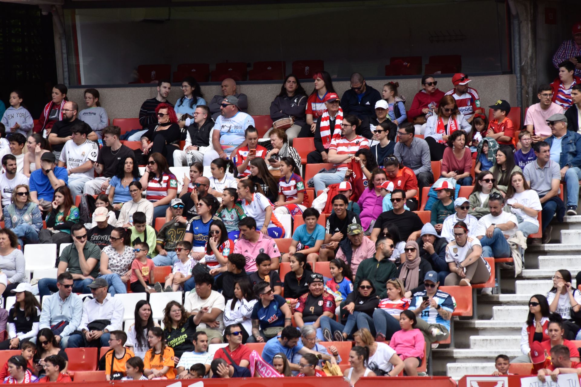 Encuéntrate en Los Cármenes en el Granada-Real Madrid