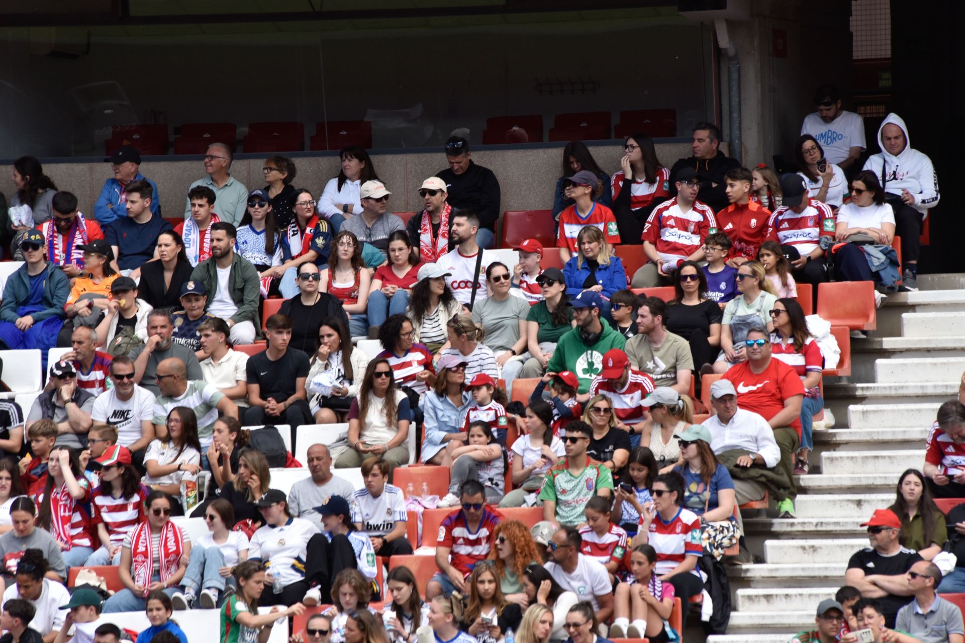 Encuéntrate en Los Cármenes en el Granada-Real Madrid