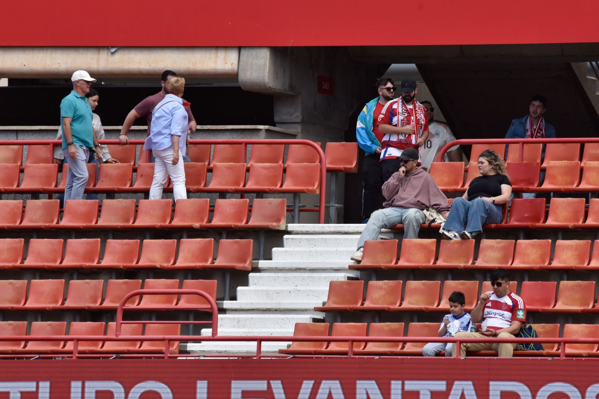 Encuéntrate en Los Cármenes en el Granada-Real Madrid