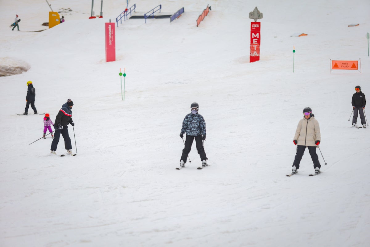 El último día de la temporada en Sierra Nevada, en imágenes