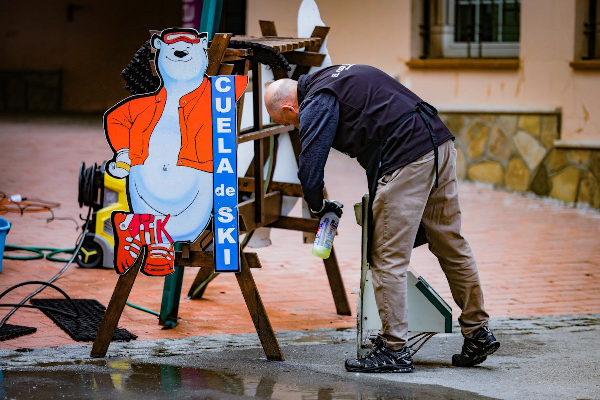 El último día de la temporada en Sierra Nevada, en imágenes