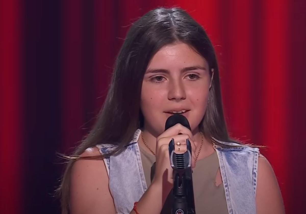 La almeriense celia ortega arrasa en la voz kids | ideal