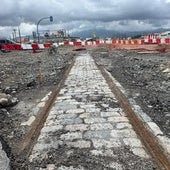 Vías del tranvía de la Vega aparecidas durante las obras de ampliación del metro en Churriana