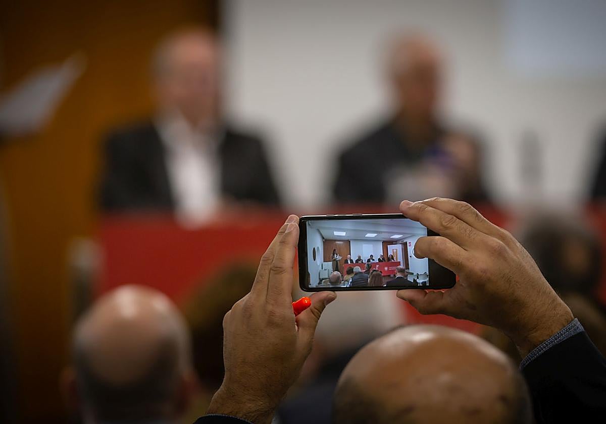 Imagen principal - Detalles de la reunión. 