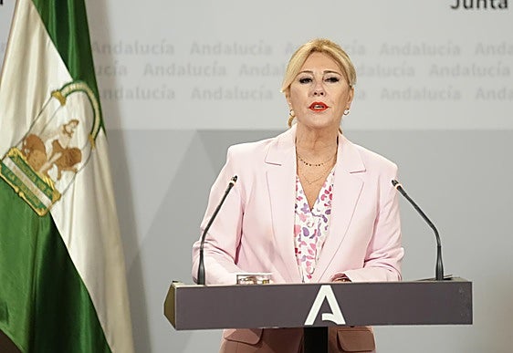 La consejera de Economía, Hacienda y Fondos Europeos, Carolina España