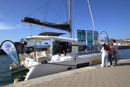 Un catamarán para salvar el Mediterráneo: la campaña que recorrerá Almería entre 10 joyas marinas protegidas de España