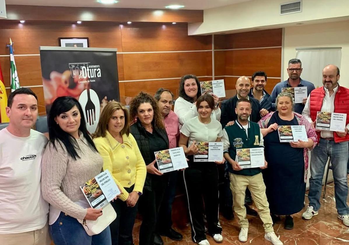 Los granadinos que han ganado hasta 300 euros por comer tapas.