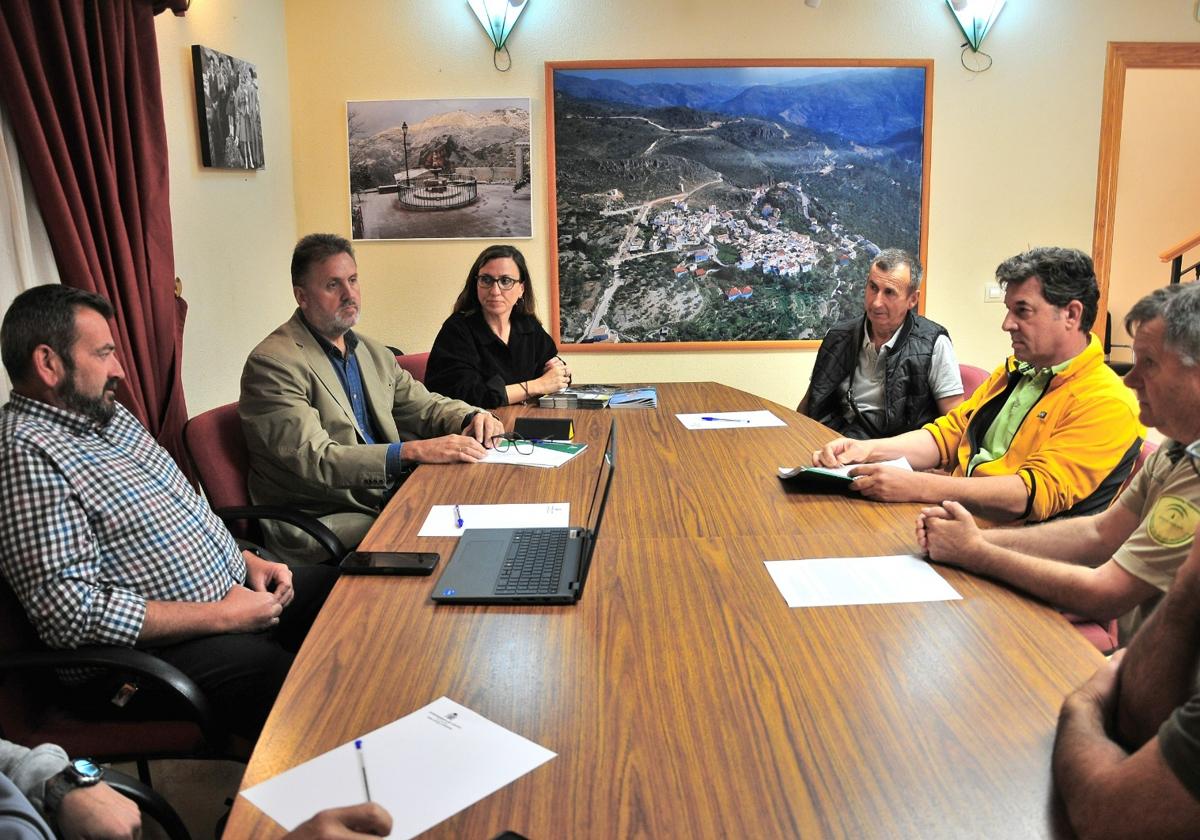 La Junta destina 163.000 euros a reforzar la defensa frente a incendios en Lentegí