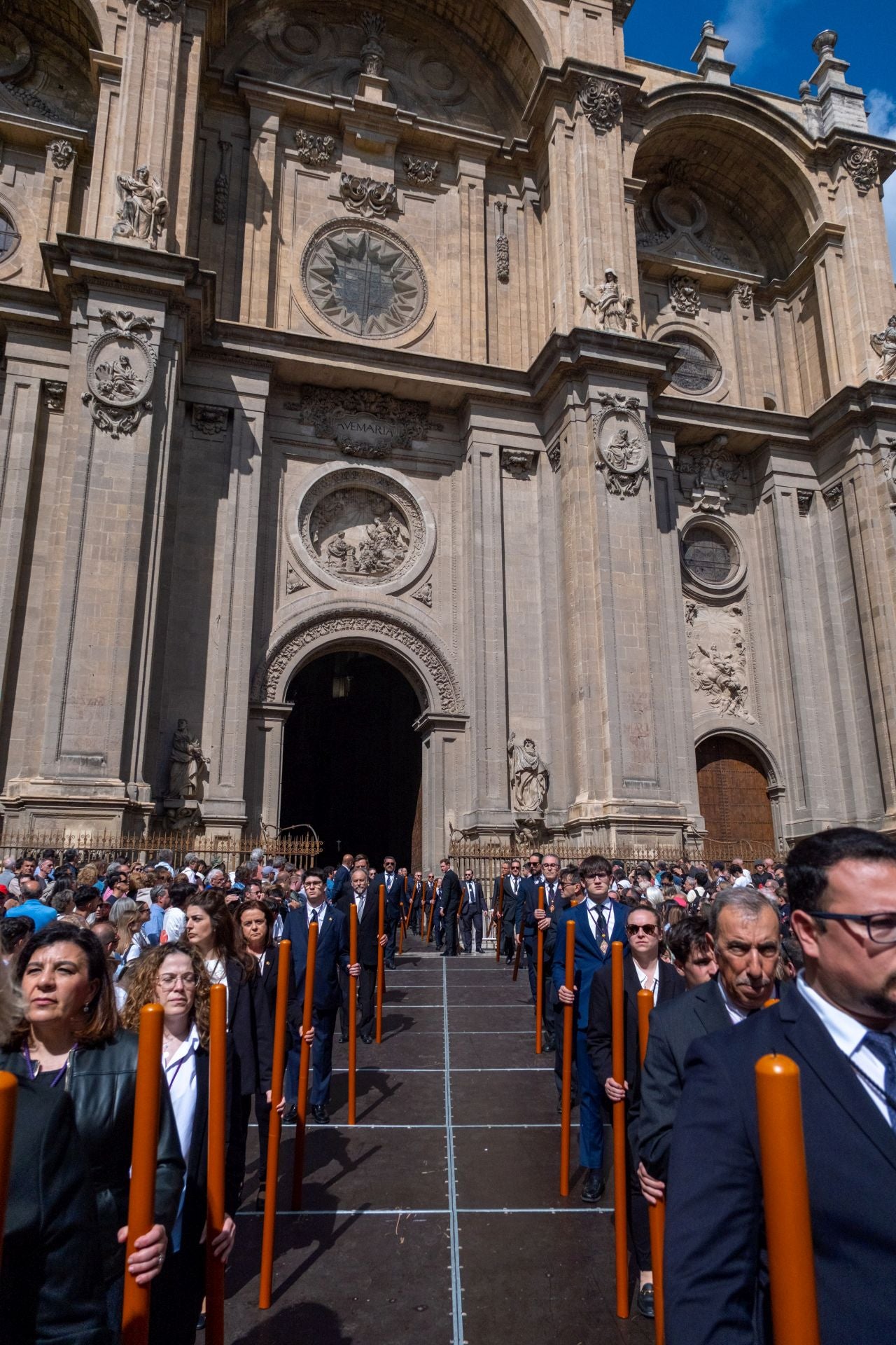 Así ha arropado Granada al Crucificado del Silencio