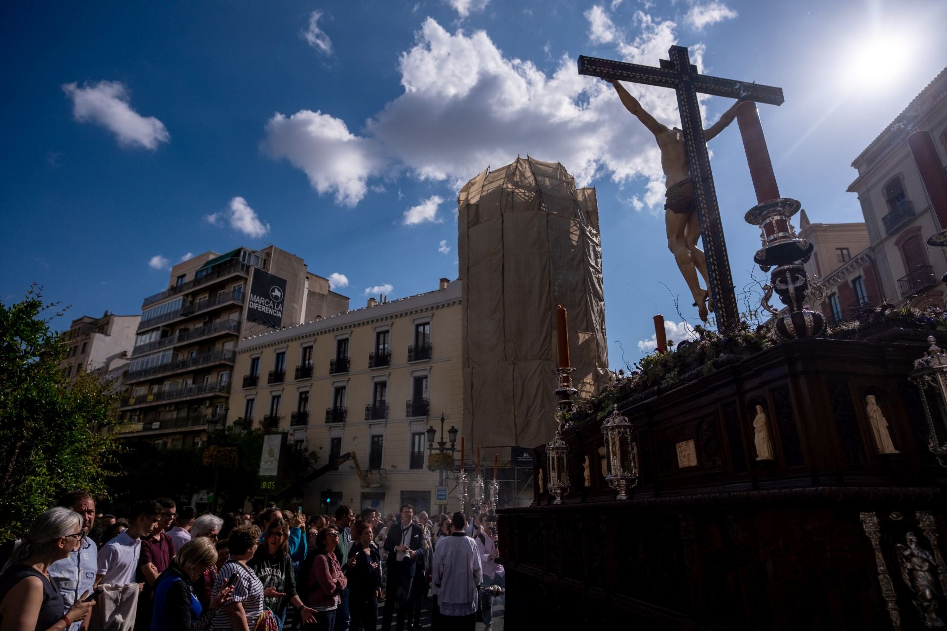 Así ha arropado Granada al Crucificado del Silencio