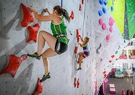 La escalada indoor es una disciplina con numerosos adeptos en la provincia.