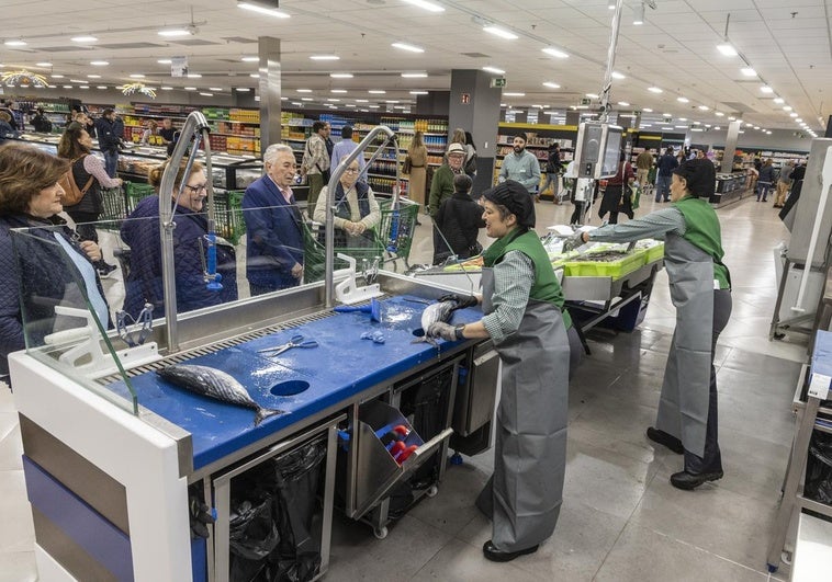 La gran revolución en las pescaderías de Mercadona para esperar menos