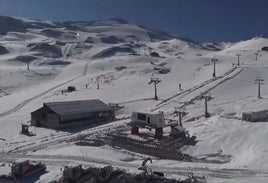 «Qué espectáculo»: impresionante estampa de la Sierra en mayo tras la última nevada