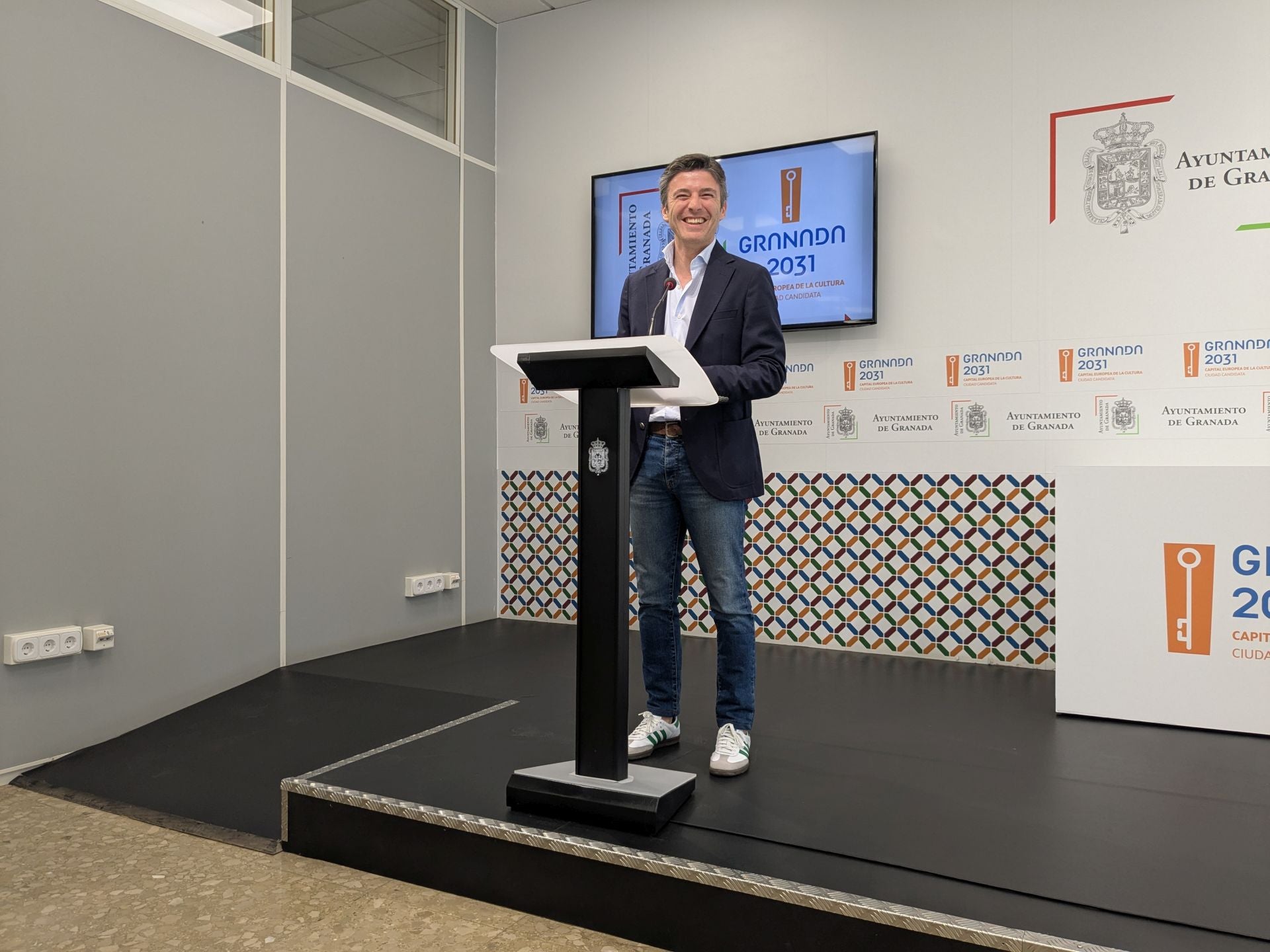 El gobierno local retoca las cuentas para abonar 350. 000 euros en intereses de demora | ideal