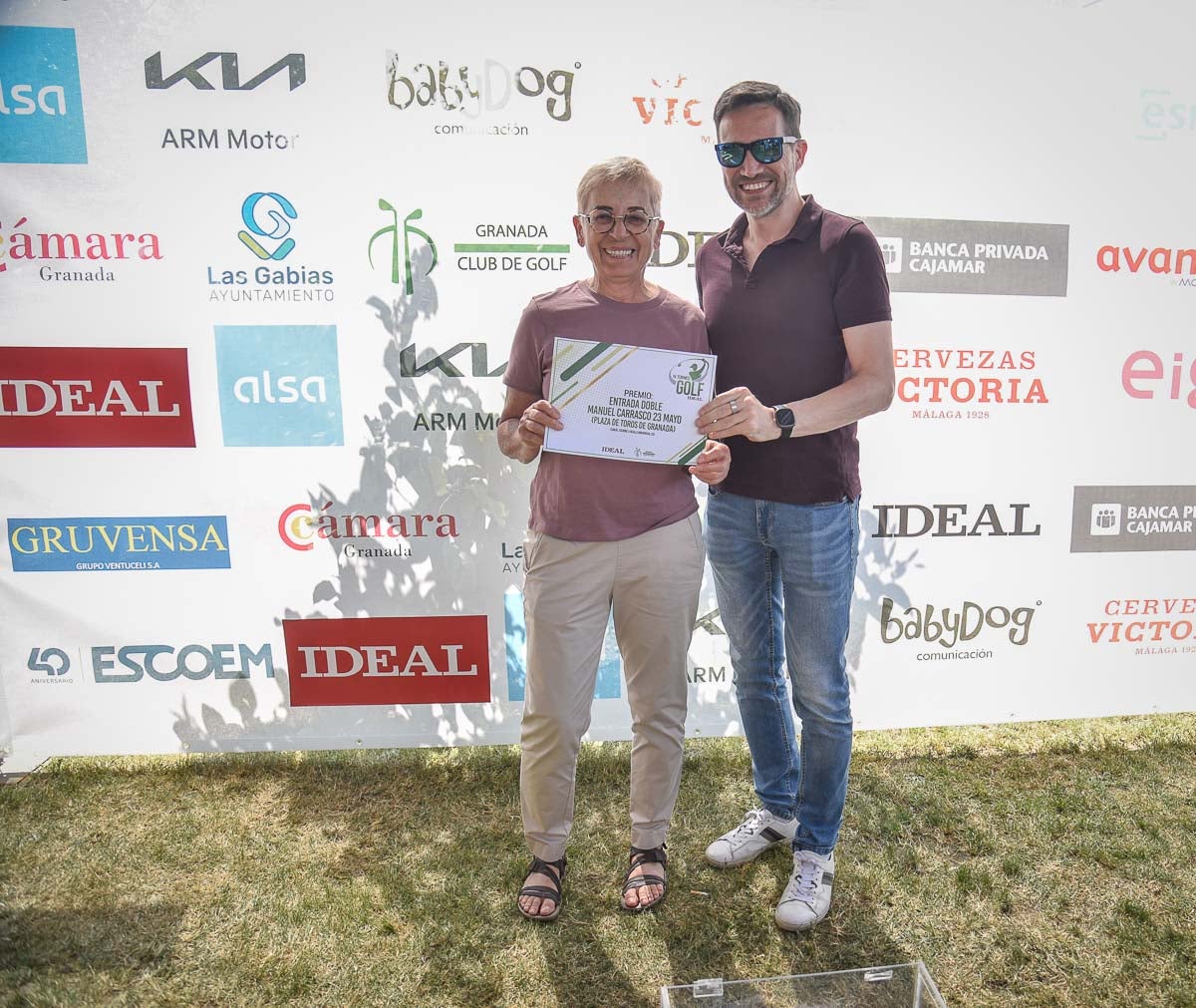 Ambiente y premiados del IV Torneo de Golf IDEAL