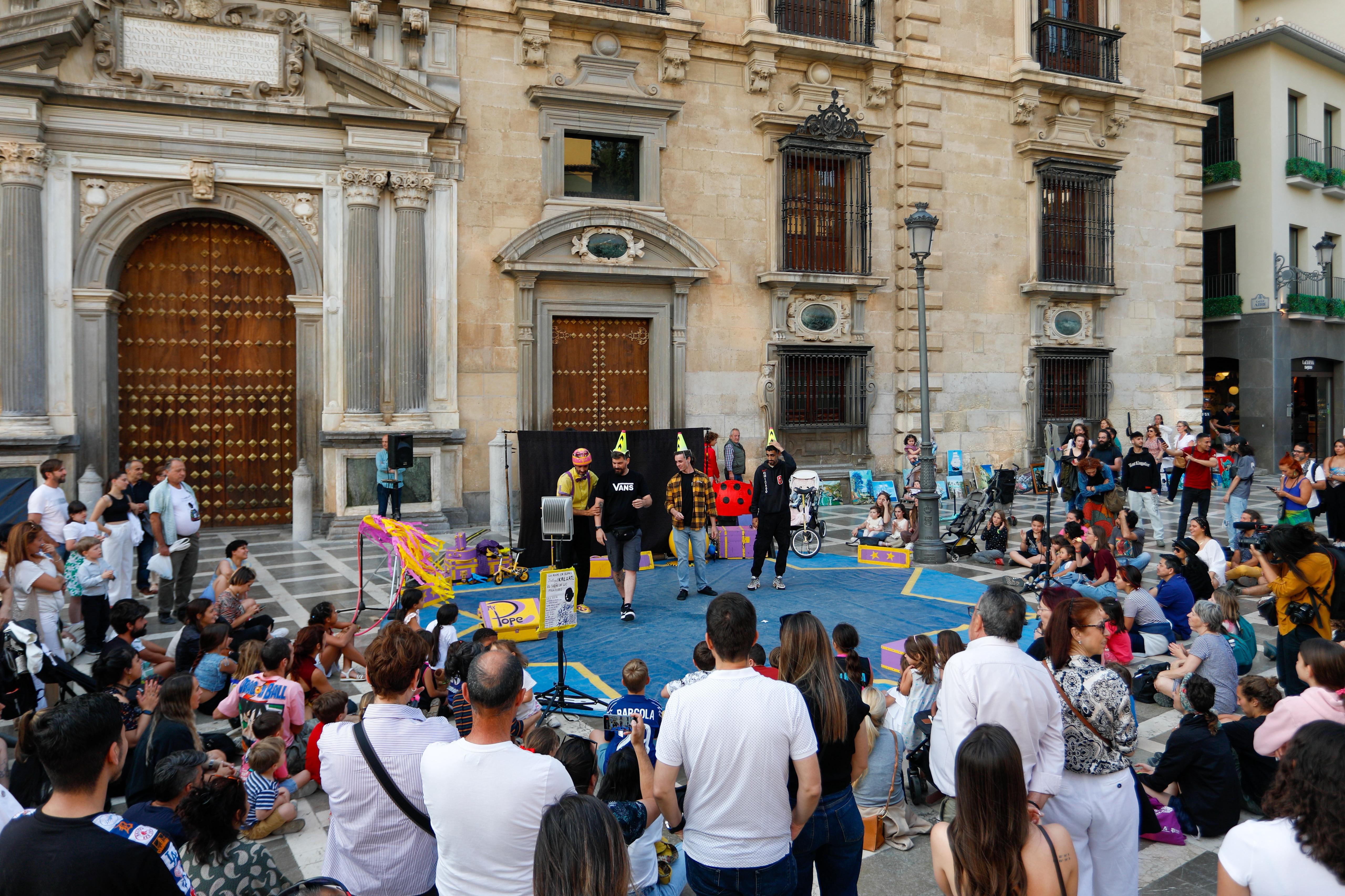 Las imágenes de la Noche en Blanco de Granada