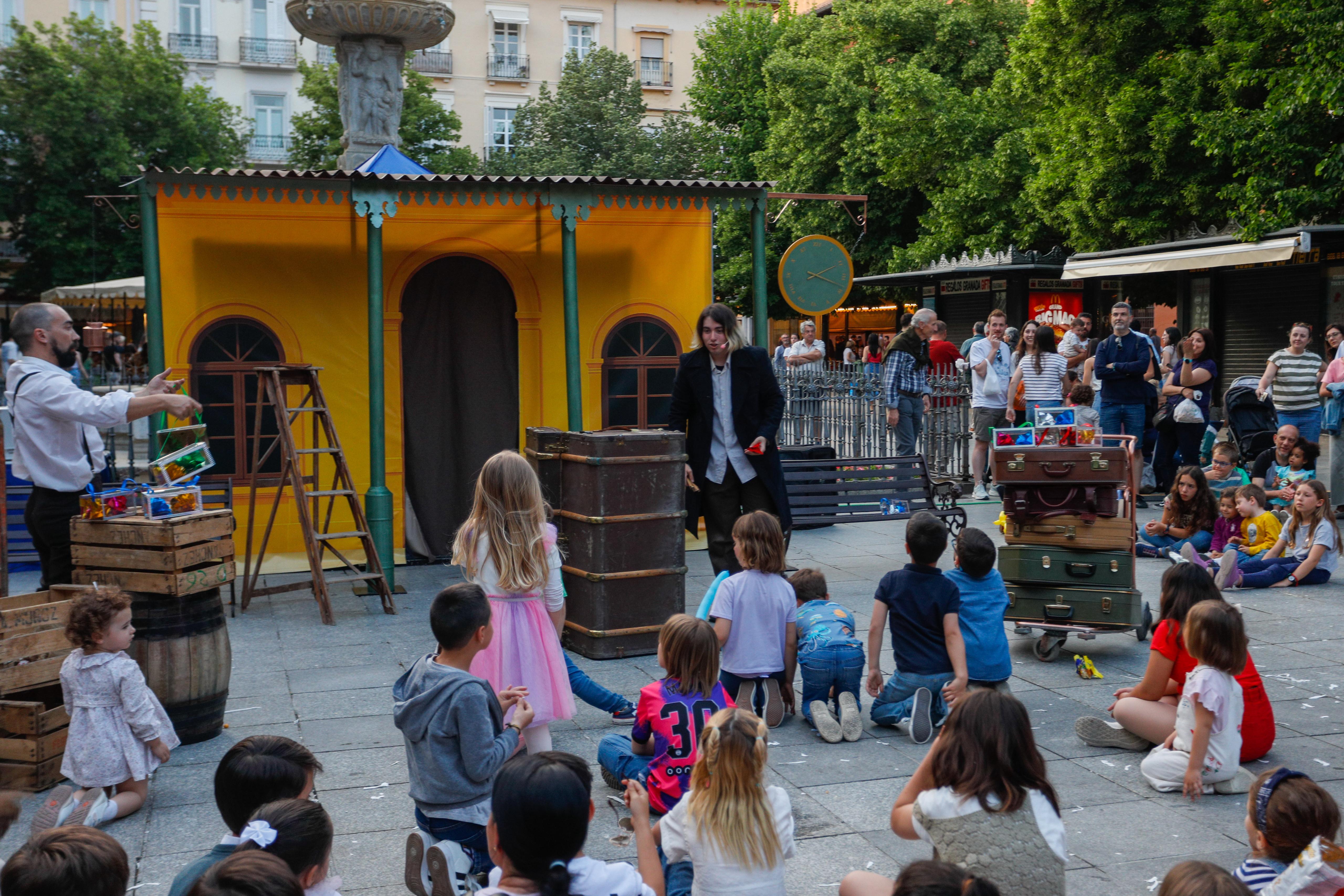 Las imágenes de la Noche en Blanco de Granada