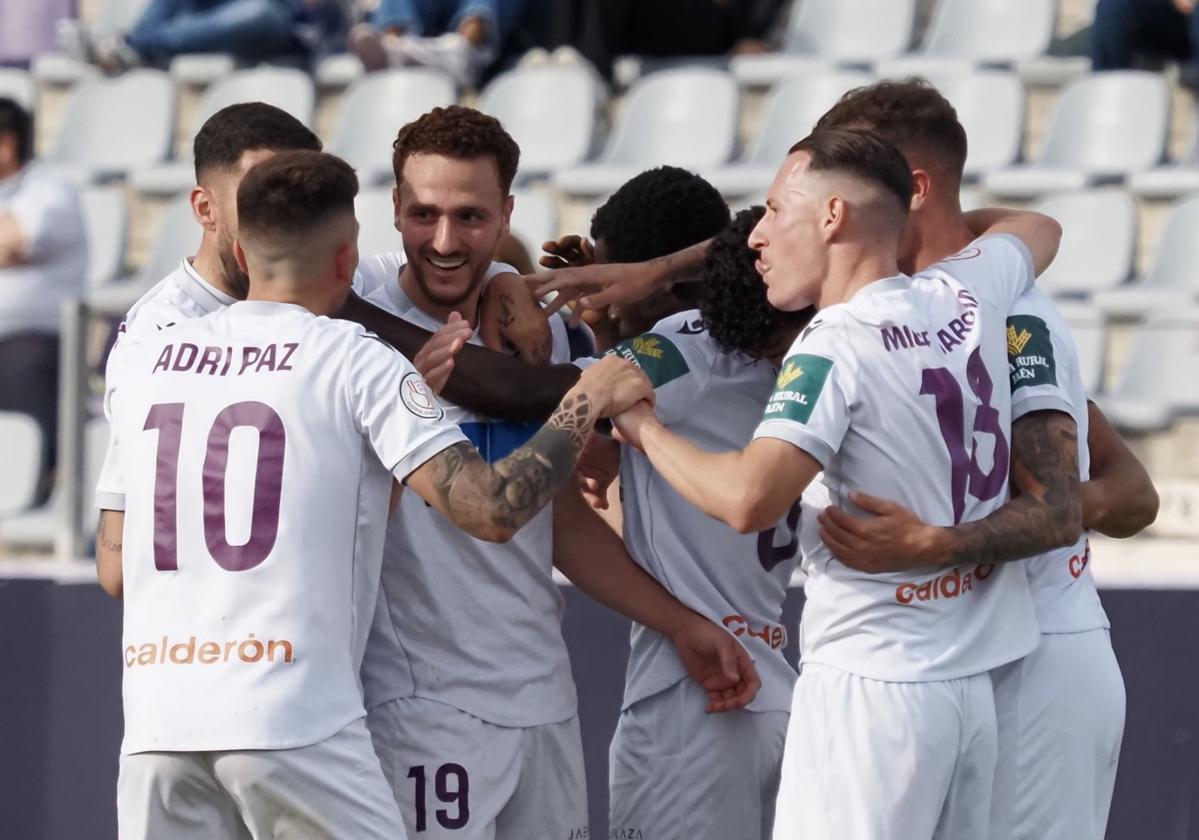 El real jaén inicia el camino del 'play off' de ascenso en casa del cd huétor tájar | ideal