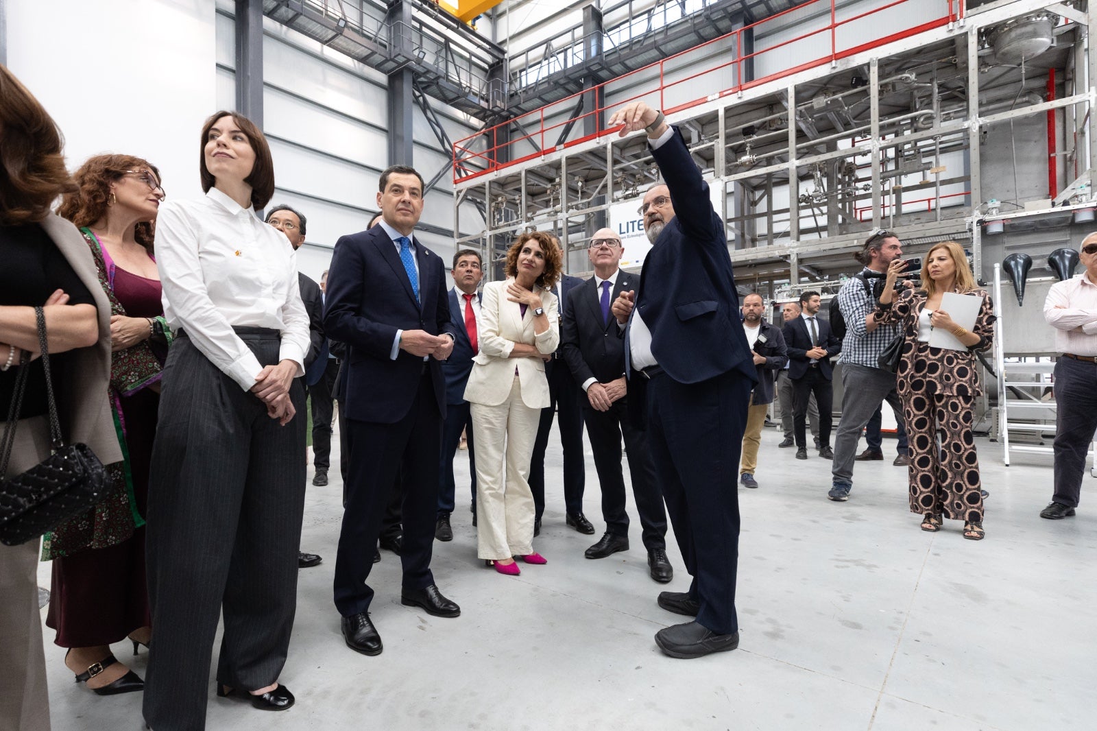 El acelerador de partículas de Granada arranca con su primera piedra