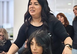 Maribel Baena impartiendo una sesión formativa de Sweet Profesional en Madrid.