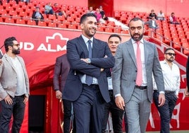 Al-Khereiji, nuevo propietario de la UDA, con Mohamed El Assy, que habló en Onda Cero.