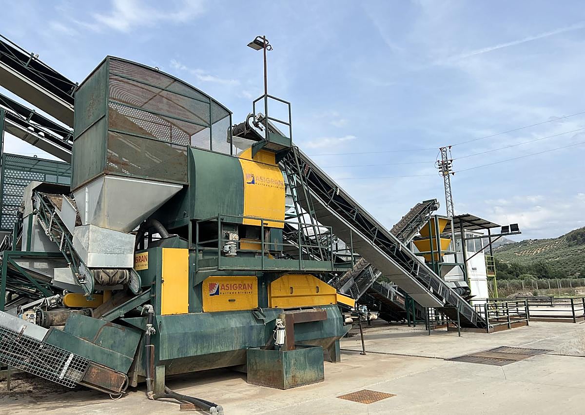 Imagen secundaria 1 - Subastan una almazara de Granada tras acumular una deuda de 2,5 millones