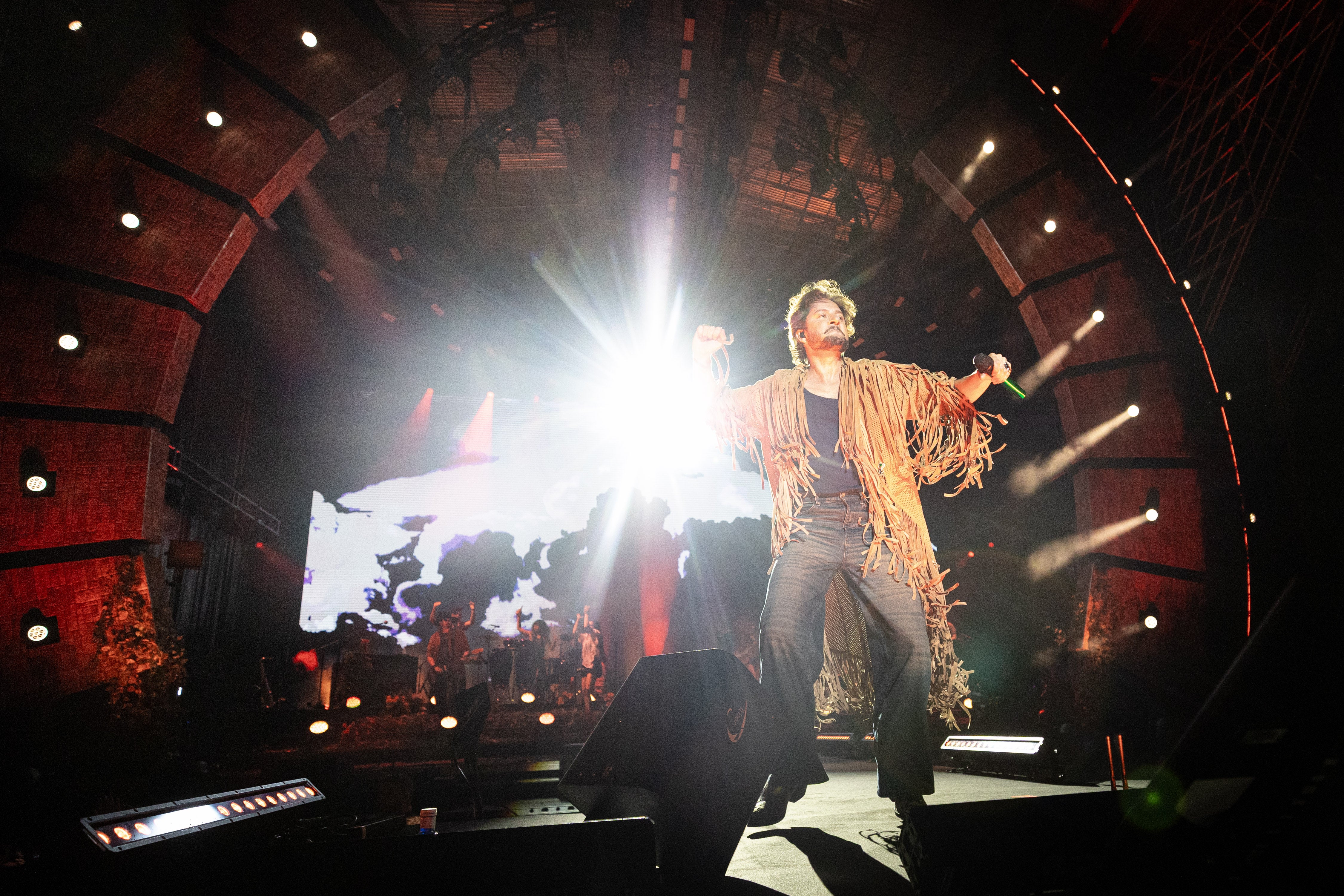 Las imágenes del concierto de Manuel Carrasco en Granada