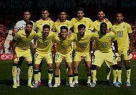 Once titular del Almería en Anduva