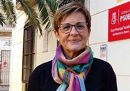 Adriana Valverde deja la portavocía del gruo municipal socialista.