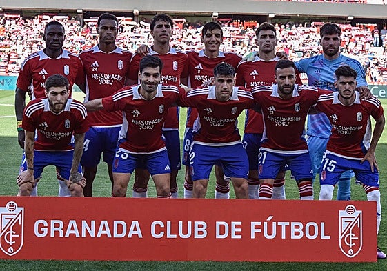 Alineación titular del Granada contra el Castellón.