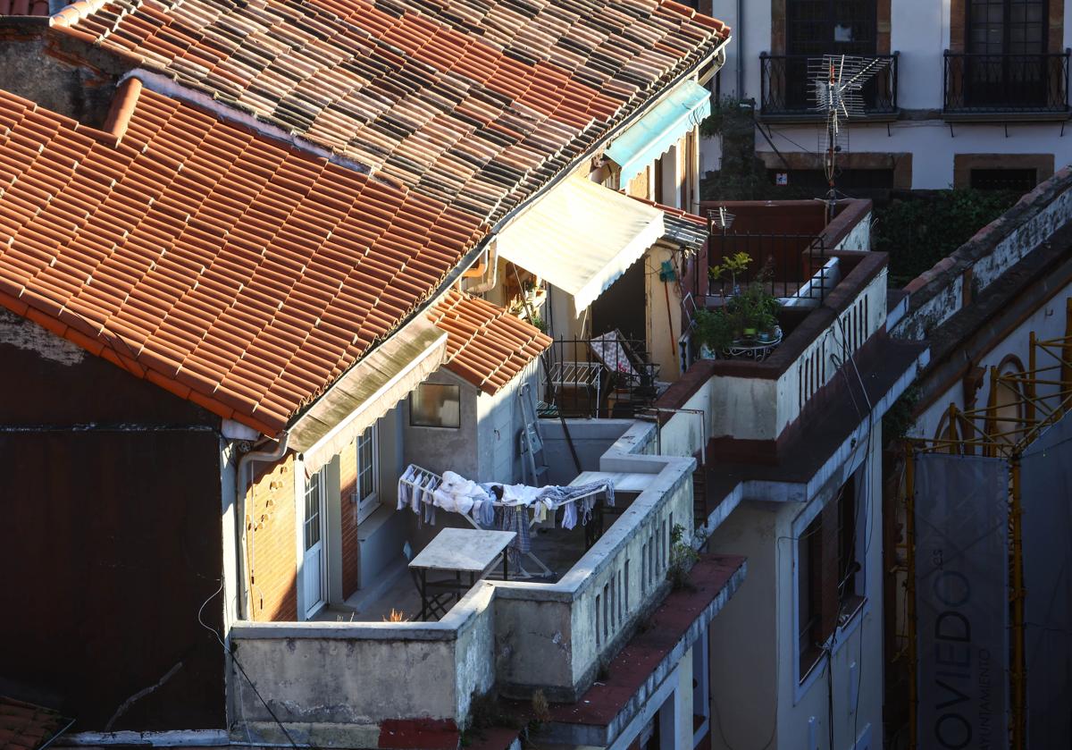 Obligan a una comunidad de vecinos a costear el arreglo de una terraza de un particular | ideal