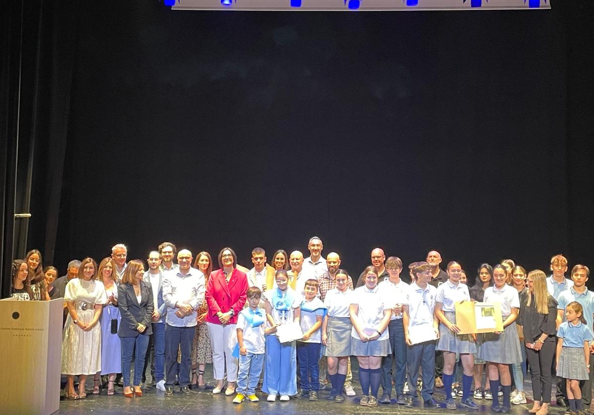 Un alumno del conservatorio de música de motril y la orquesta y coro del colegio virgen de gracia, ganadores del vi concurso festikids | ideal