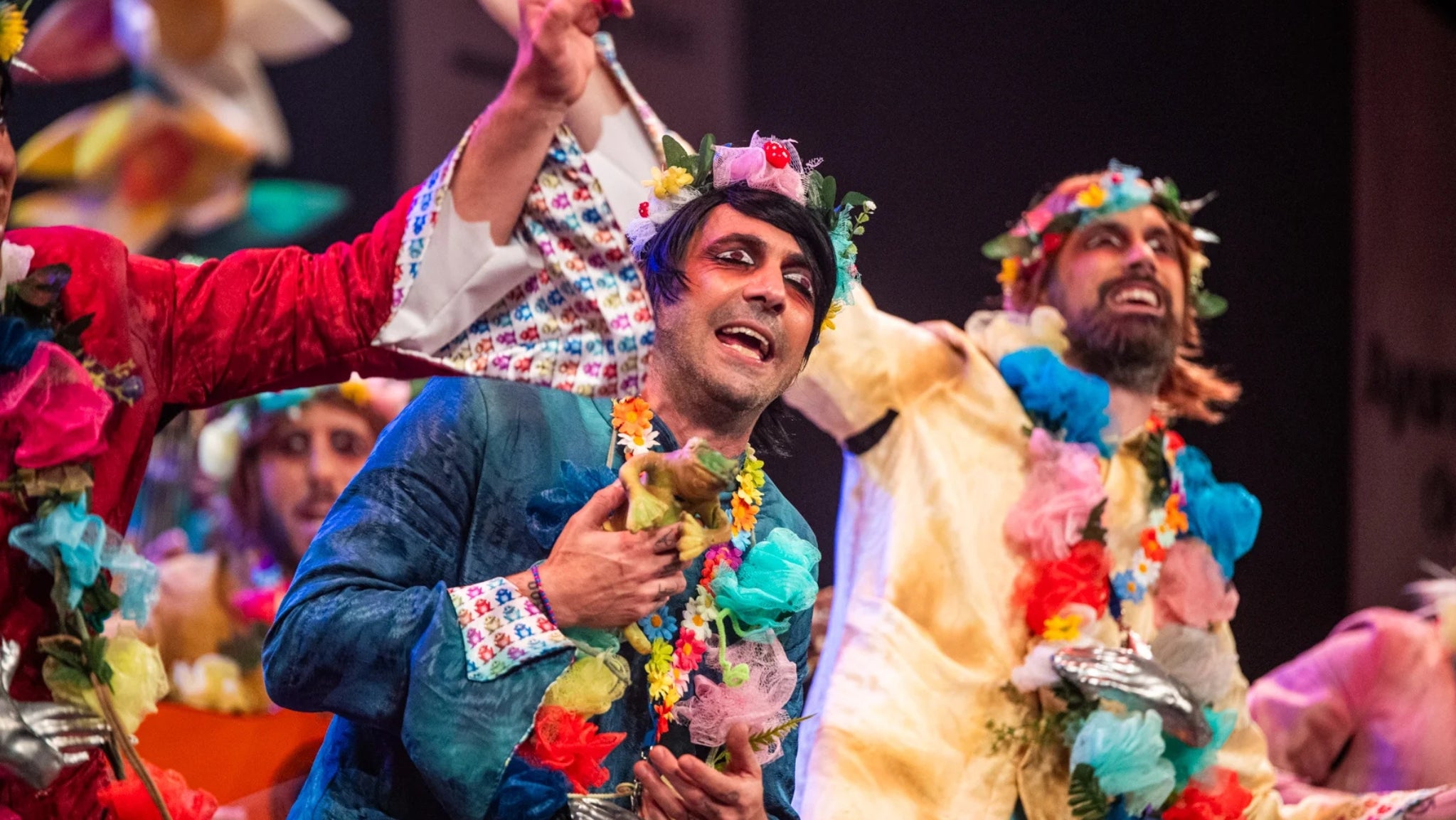 La 3ª gala nazarí trae la alegría del carnaval de cádiz a santa fe | ideal