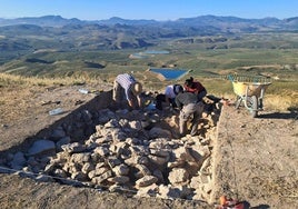 Sondeo en El Fontanar, yacimiento arqueológico con una extraordinaria amplitud.