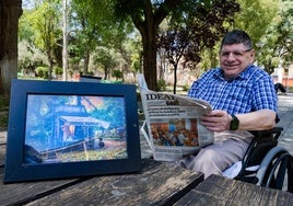Manuel Moreno García, histórico propietario del quiosco 'Prensa Manolo', en Plaza de la Trinidad.