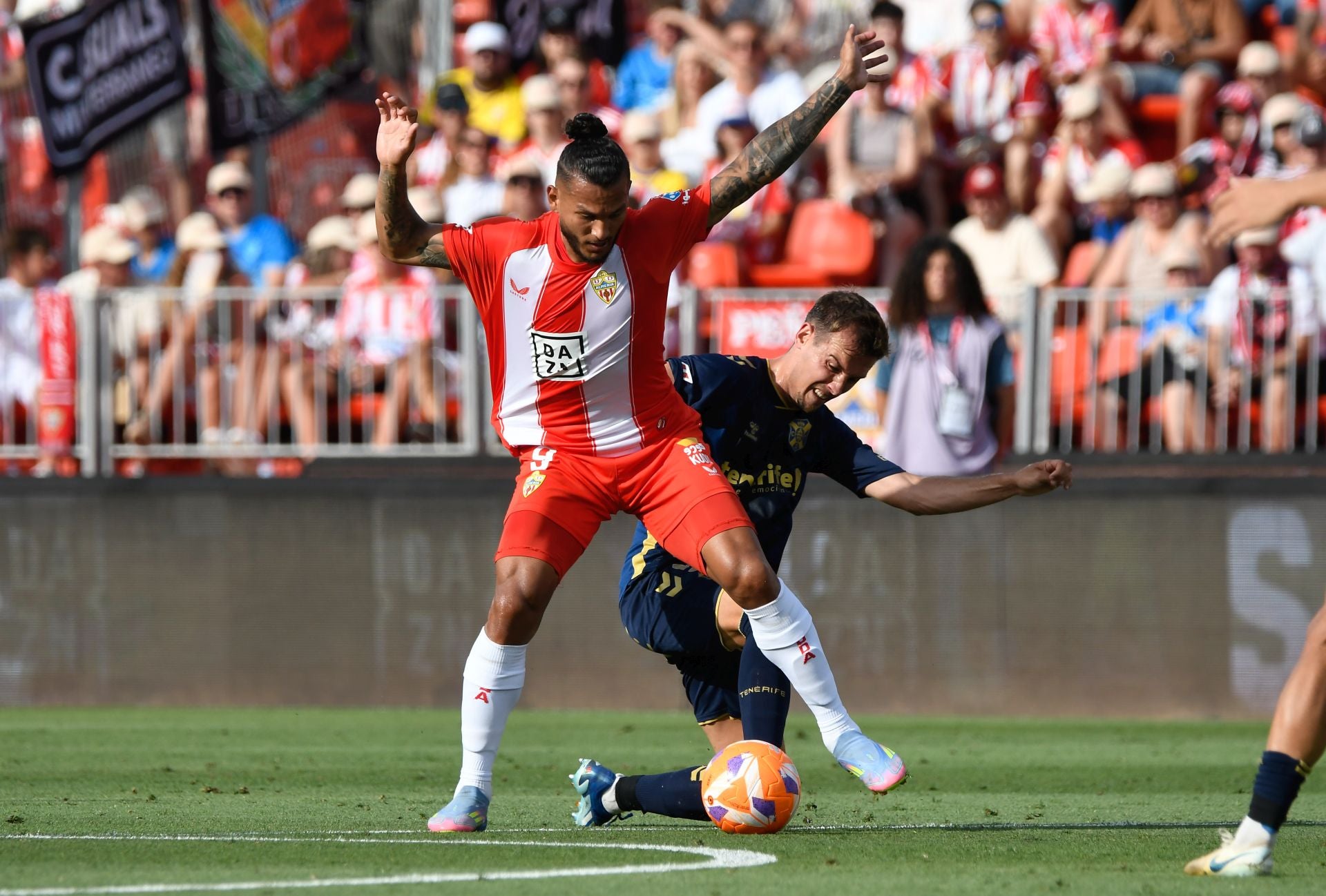 El Almería, control y clase