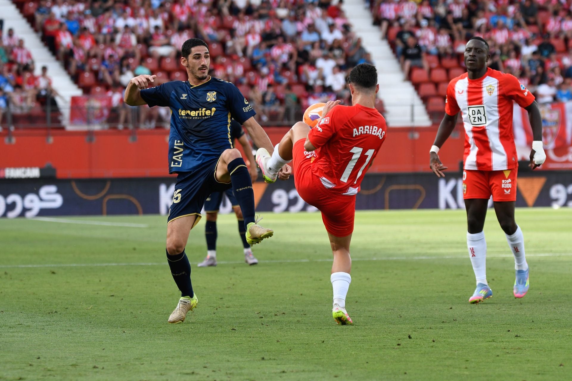 El Almería, control y clase