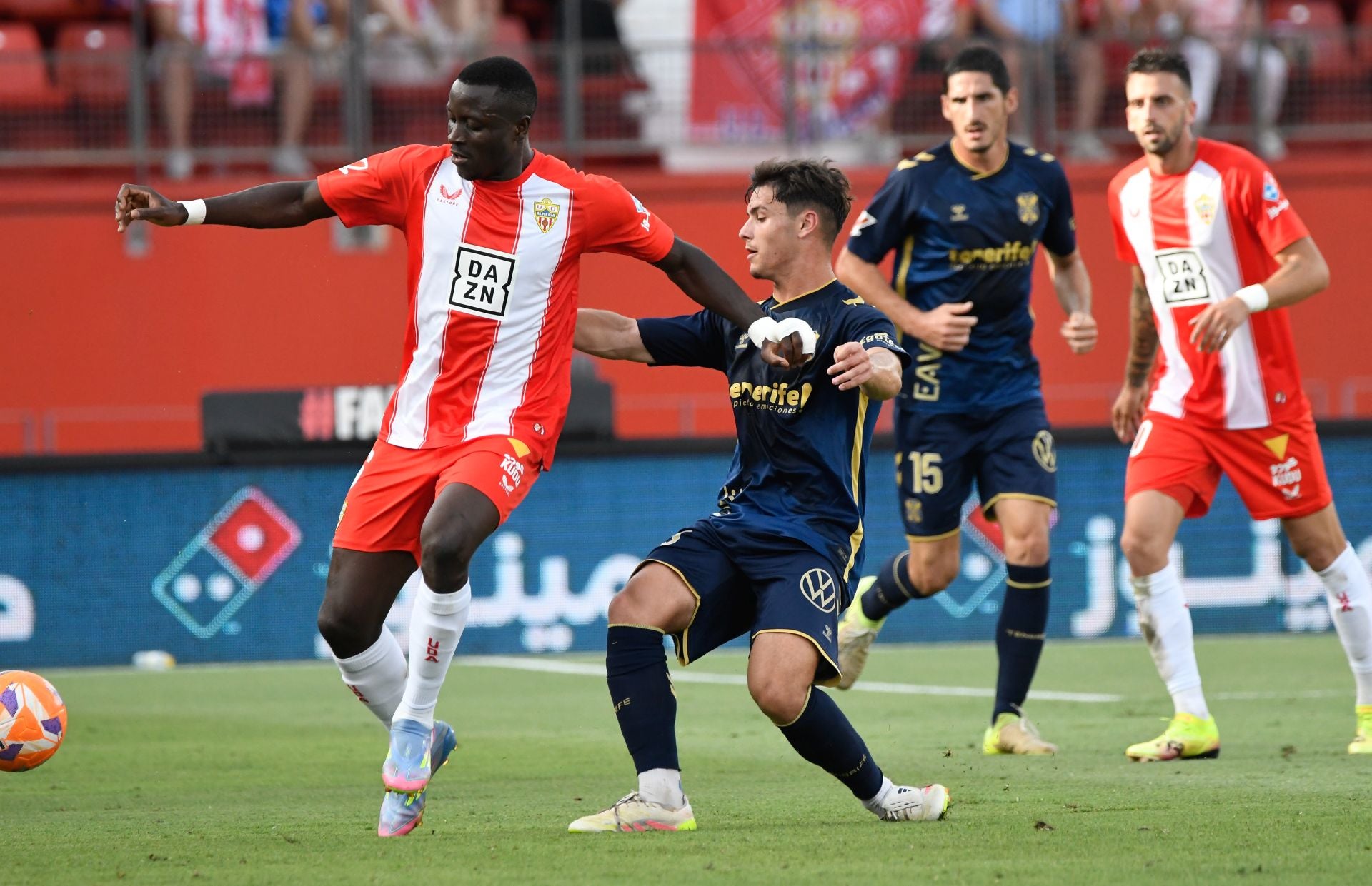 El Almería, control y clase