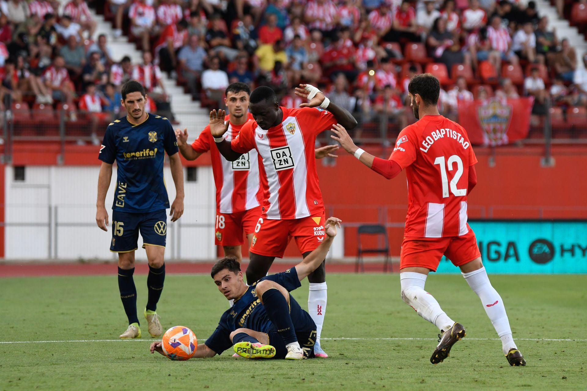 El Almería, control y clase