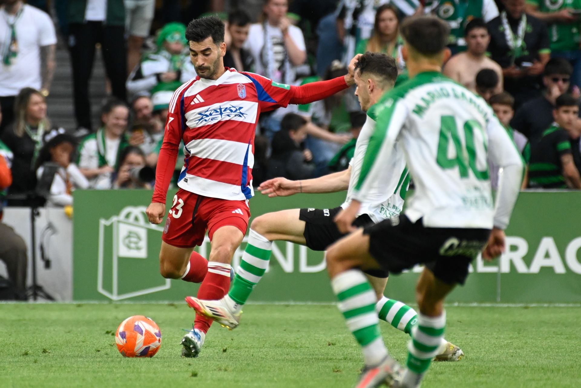 El Racing - Granada CF, en imágenes