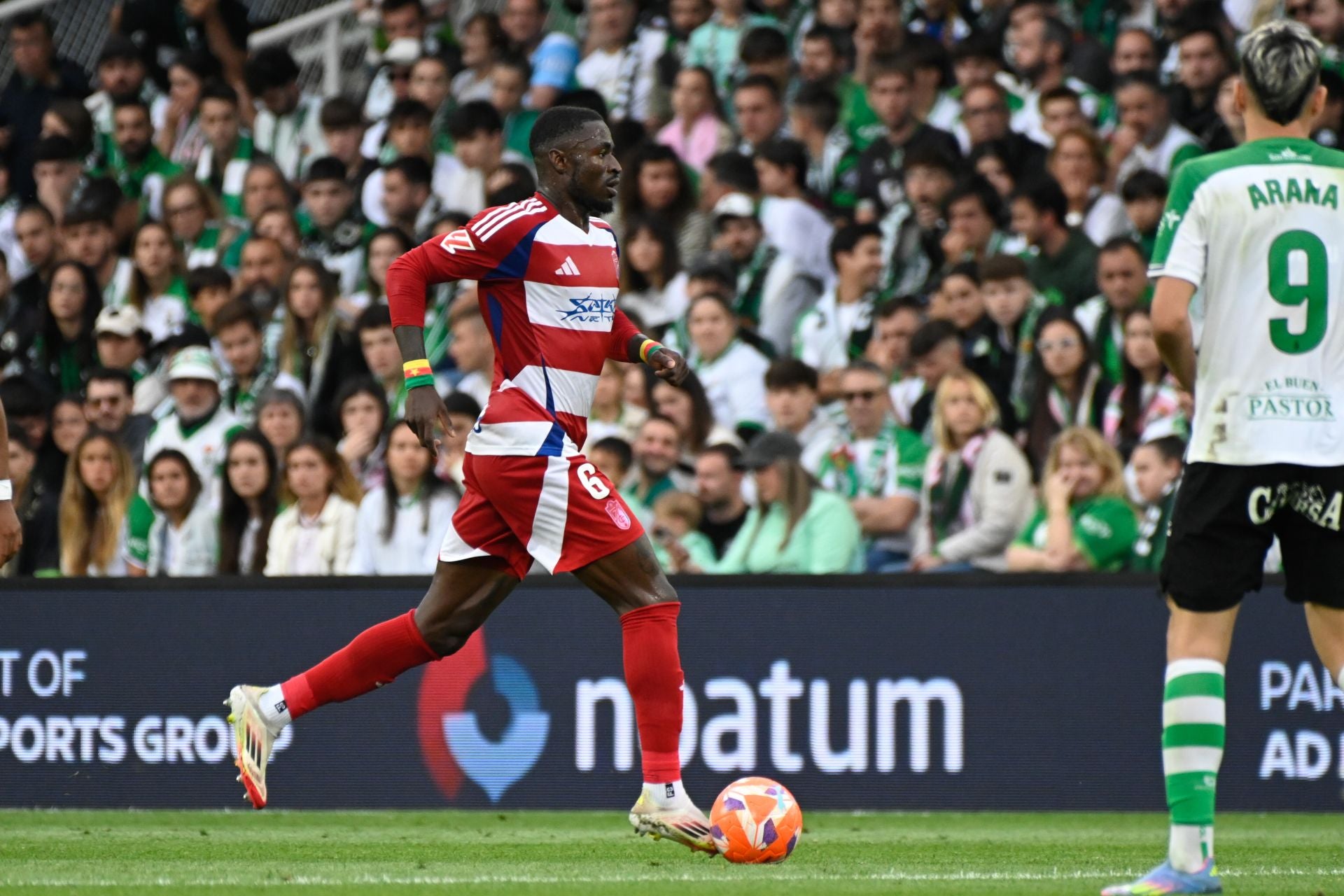 El Racing - Granada CF, en imágenes